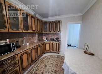 Продаю 3-ком. квартиру, 70 м2, Чечня, улица Эсет Кишиевой, 33