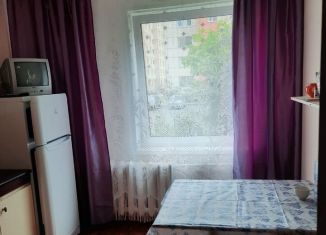 Сдам в аренду 1-ком. квартиру, 39 м2, Красное Село, улица Спирина, 9к1