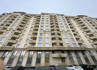 Продажа двухкомнатной квартиры, 85 м2, Махачкала, улица Сурикова, 36