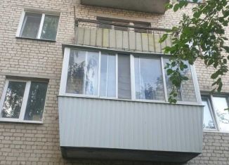 Продаю 1-ком. квартиру, 31 м2, Каменск-Уральский, Алюминиевая улица, 39А