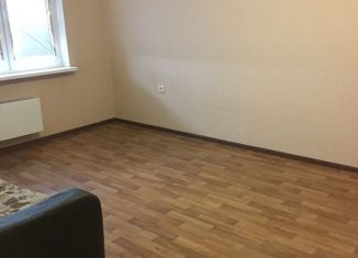 Аренда однокомнатной квартиры, 40 м2, Крымск, улица Надежды, 4