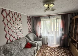 Продажа 2-ком. квартиры, 37 м2, Ставрополь, улица Доваторцев, 51/2