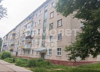 Продажа двухкомнатной квартиры, 48.5 м2, Кирово-Чепецк, улица Азина, 3