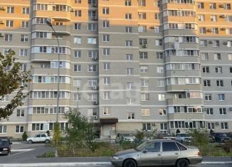 Продается 2-ком. квартира, 50 м2, Белая Калитва, Светлая улица, 7Б