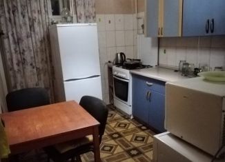 Сдаю в аренду 2-комнатную квартиру, 52 м2, Елец, Клубная улица, 1