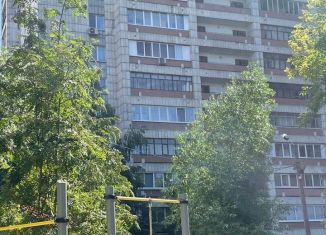 2-комнатная квартира в аренду, 80 м2, Татарстан, улица Мулланура Вахитова, 5к3