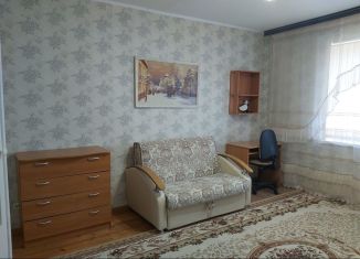 Сдаю двухкомнатную квартиру, 65 м2, Вольск, Ярославская улица, 2/87