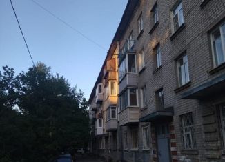 Сдается 3-ком. квартира, 56 м2, Санкт-Петербург, метро Ладожская, Беломорская улица, 28к2