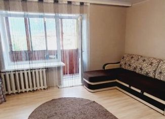 2-комнатная квартира в аренду, 50 м2, Невьянск, улица Ленина, 19