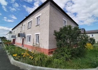 Продажа 2-комнатной квартиры, 37.1 м2, Жуковка, Коммунальная улица, 9