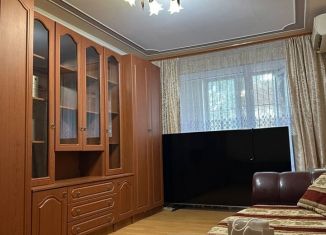 Продажа 1-ком. квартиры, 30 м2, Армавир, улица Тимирязева, 80