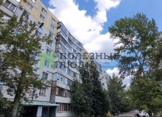 Продаю 2-ком. квартиру, 52.4 м2, Татарстан, улица Адоратского, 51