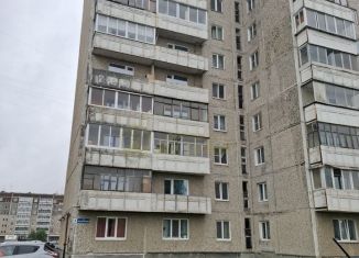 Продаю 1-комнатную квартиру, 37 м2, Ревда, улица Ярославского, 4