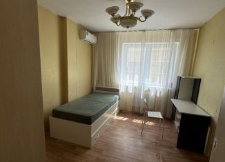 Сдам в аренду 2-ком. квартиру, 60 м2, Краснодар, Российская улица, 72/6, микрорайон район 40 лет Победы