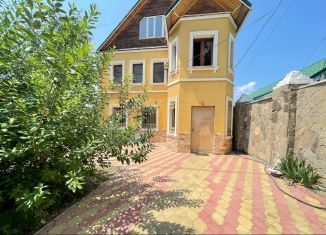 Продаю коттедж, 204 м2, Астрахань, улица Ползунова, 18