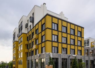 Продаю 2-ком. квартиру, 59 м2, Киров, улица 4-й Пятилетки, 82