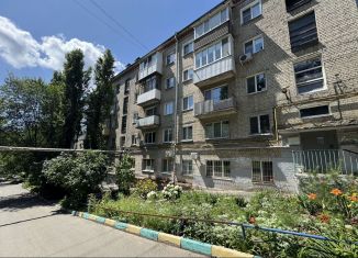 Продаю 2-комнатную квартиру, 43 м2, Саратов, улица Танкистов, 68