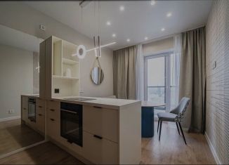 Сдаю 1-ком. квартиру, 36 м2, Екатеринбург, улица Свердлова, 32Б, метро Уральская