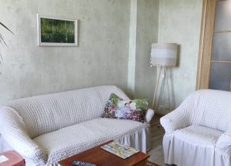 Трехкомнатная квартира на продажу, 65 м2, Смоленск, улица Кутузова, 5