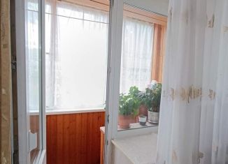 1-комнатная квартира на продажу, 30 м2, Новочебоксарск, Комсомольская улица, 21
