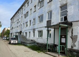 Продаю 2-ком. квартиру, 43.1 м2, Вилючинск, улица Мира, 18