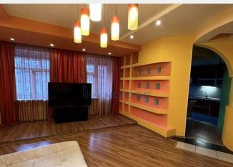 Продаю трехкомнатную квартиру, 150 м2, Нижний Новгород, улица Коминтерна, 127