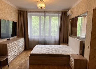 Сдается 1-ком. квартира, 36 м2, Москва, улица Плющиха, метро Киевская