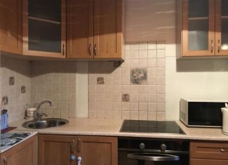 Однокомнатная квартира в аренду, Челябинская область, Красноармейская улица, 49