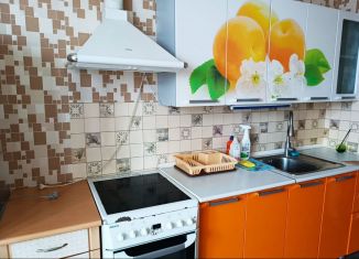Аренда двухкомнатной квартиры, 67.9 м2, Краснодар, Таманская улица, 130/3