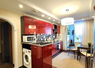 Продажа трехкомнатной квартиры, 71.5 м2, Кириши, улица Строителей, 40