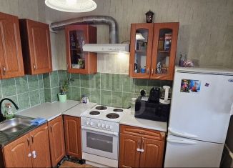 Продам однокомнатную квартиру, 33.8 м2, Санкт-Петербург, улица Ворошилова, 3к2, метро Ладожская