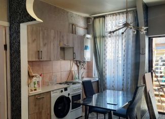 Продам 1-комнатную квартиру, 42 м2, Крым, улица Клары Цеткин, 24