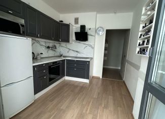 Продаю 1-ком. квартиру, 33.3 м2, Екатеринбург, метро Чкаловская, проспект Академика Сахарова, 29к2