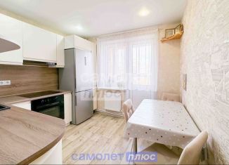 Продам 2-ком. квартиру, 57.8 м2, Чебоксары, Солнечный бульвар, 2к1, ЖК Ясная Поляна