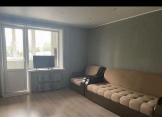 Сдается в аренду 1-комнатная квартира, 30 м2, Бугульма, улица Климента Ворошилова, 20