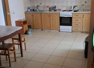 Сдается в аренду 2-ком. квартира, 65 м2, Краснодар, улица имени С.В. Рахманинова, 29