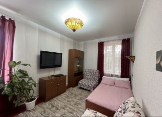 Сдача в аренду 1-ком. квартиры, 32 м2, Великий Новгород, улица Фёдоровский Ручей, 8/33