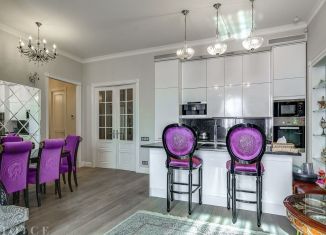 Продаю трехкомнатную квартиру, 115 м2, Москва, ЗАО, Мосфильмовская улица, 8