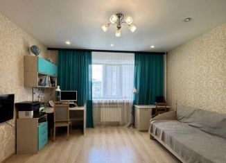 Продам 2-комнатную квартиру, 61.1 м2, Зеленодольск, улица Карла Маркса, 10