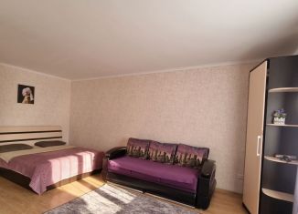 Сдаю 1-комнатную квартиру, 38 м2, Элиста, микрорайон Сити-3, 59, микрорайон Сити-3