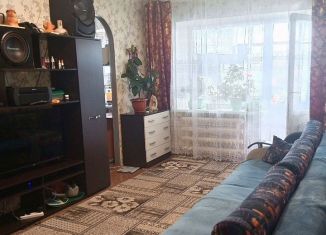 2-комнатная квартира на продажу, 44.2 м2, поселок городского типа Джалиль, улица Ленина, 8