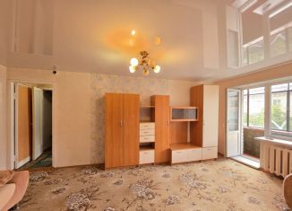 Продажа 2-ком. квартиры, 43.7 м2, Чебаркуль, улица Калинина, 4