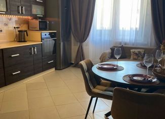 Продажа двухкомнатной квартиры, 67 м2, Краснодар, Гаражная улица, 79, Западный округ