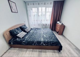 Сдается в аренду однокомнатная квартира, 30 м2, Удмуртия, улица 30 лет Победы, 26А