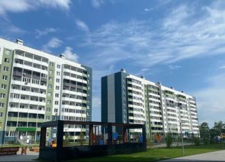 Продам 2-ком. квартиру, 52.3 м2, Тюмень, Ленинский округ