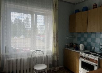 Продам 3-комнатную квартиру, 61 м2, Северобайкальск, проспект 60 лет СССР, 8