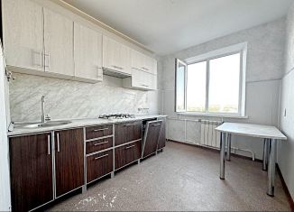 Продажа 2-комнатной квартиры, 52 м2, Армавир, улица Лермонтова, 139