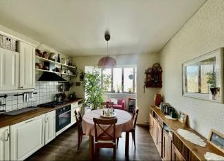 Продается 3-комнатная квартира, 98.9 м2, Мичуринск, Липецкое шоссе, 102А