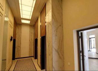 Продается 2-комнатная квартира, 71.3 м2, Краснодар, улица имени Дзержинского, 95, ЖК Аврора