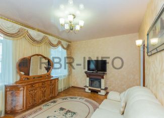 Продаю 4-комнатную квартиру, 97.7 м2, Ставрополь, улица Мира, 303